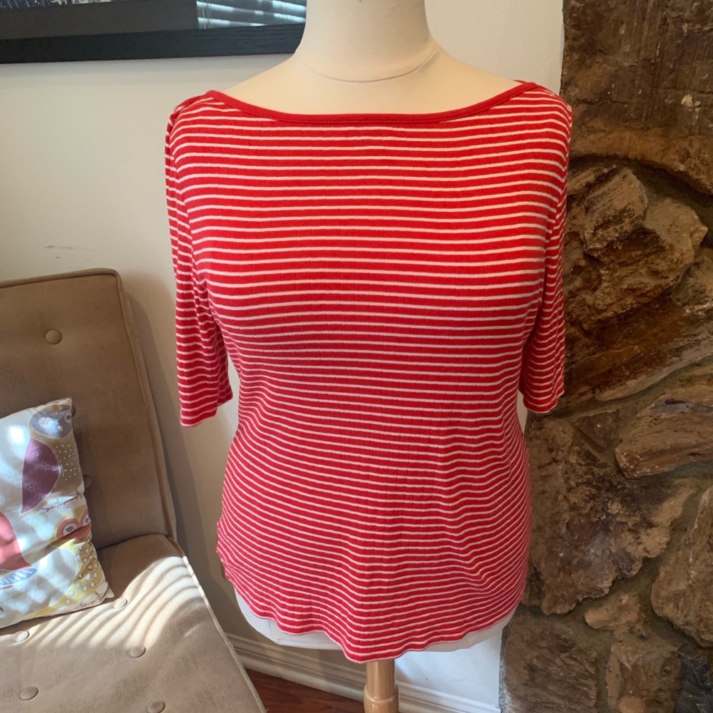 Perfect for the 🧨4th🧨Old Navy red &white shirt!